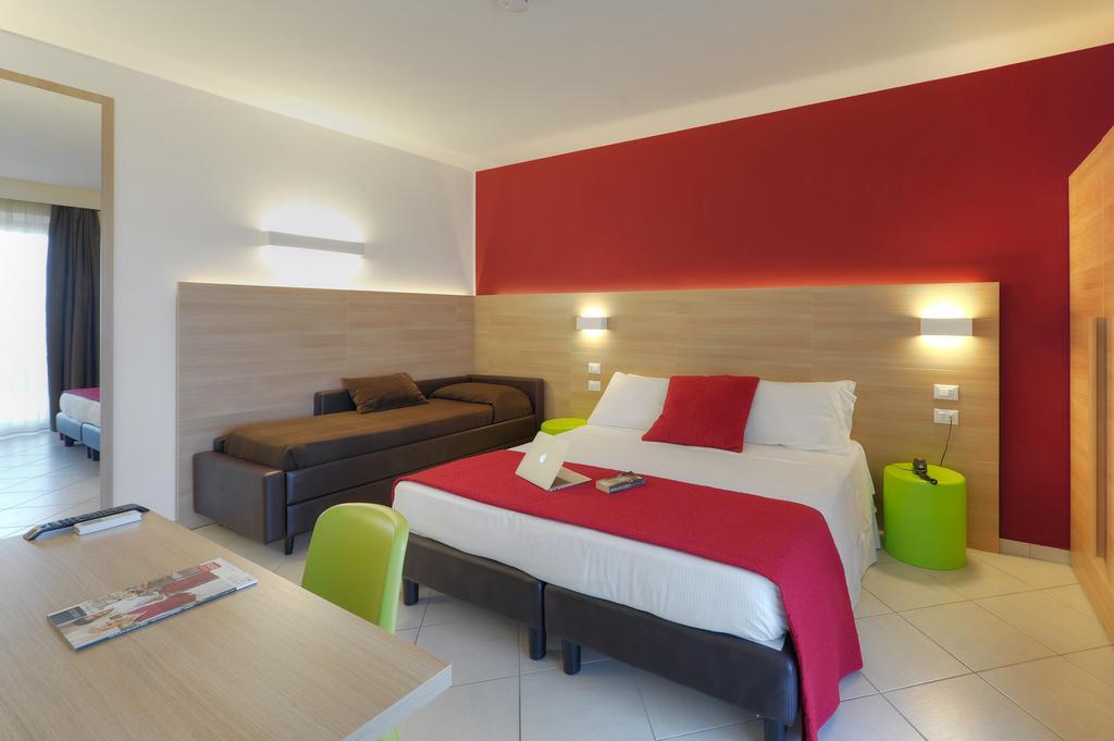 Hotel Sole Montesilvano Marina Camera foto