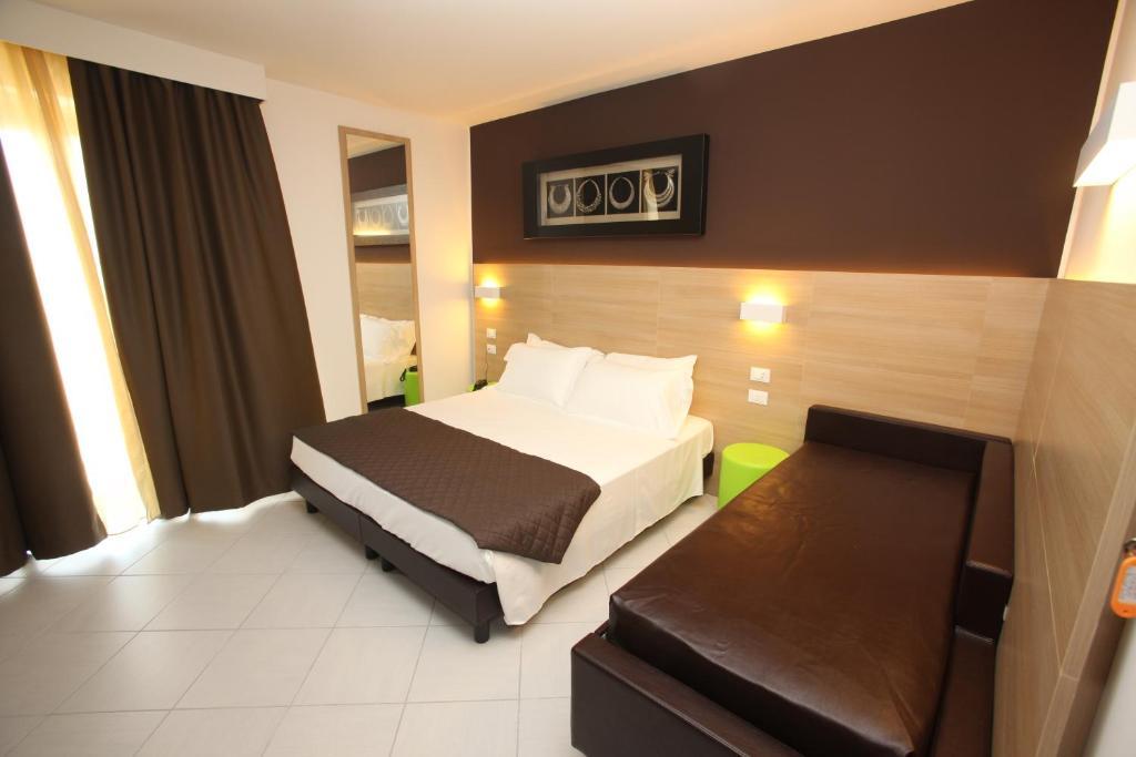 Hotel Sole Montesilvano Marina Camera foto