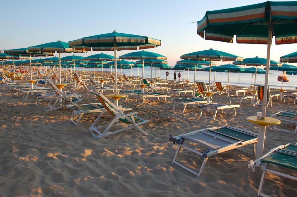 Hotel Sole Montesilvano Marina Camera foto